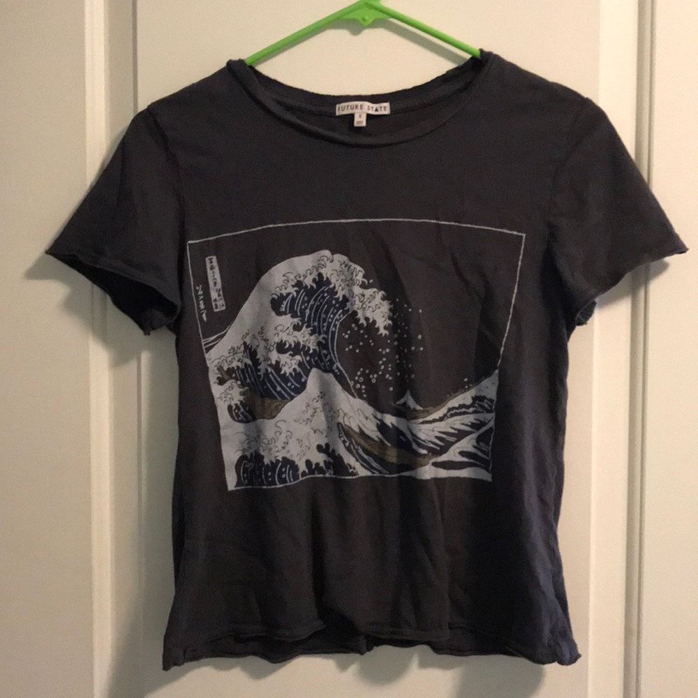 The Wave tee